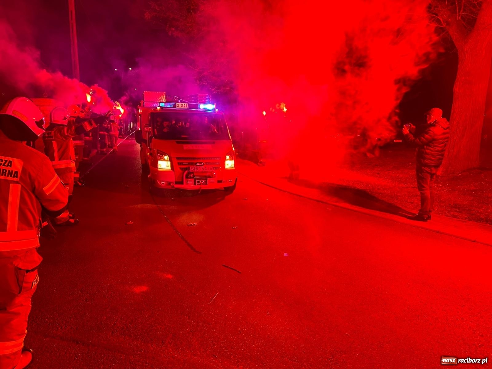 Zdjęcie w galerii na portalu naszraciborz.pl: Lekki samochód ratowniczo-rozpoznawczy zasilił flotę OSP Racibórz Brzezie wiadomości z regionu
