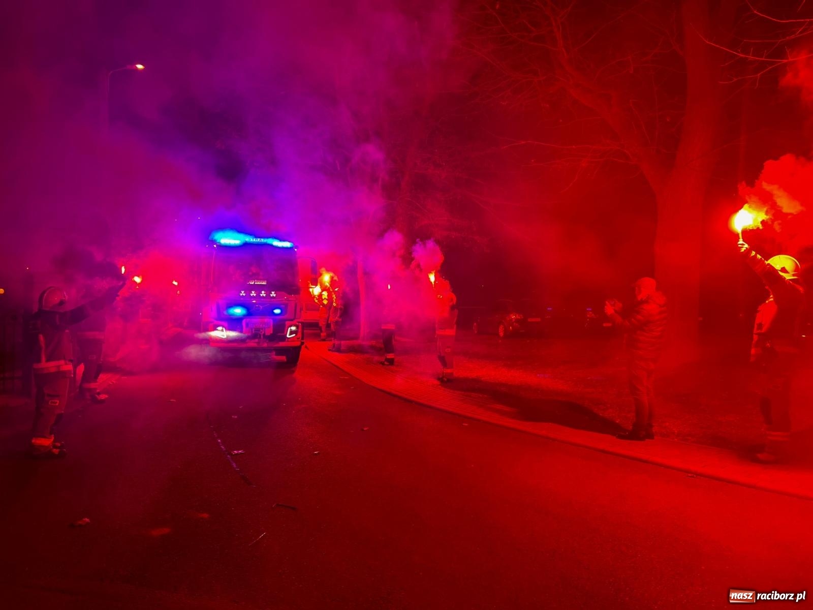 Zdjęcie w galerii na portalu naszraciborz.pl: Lekki samochód ratowniczo-rozpoznawczy zasilił flotę OSP Racibórz Brzezie wiadomości z regionu