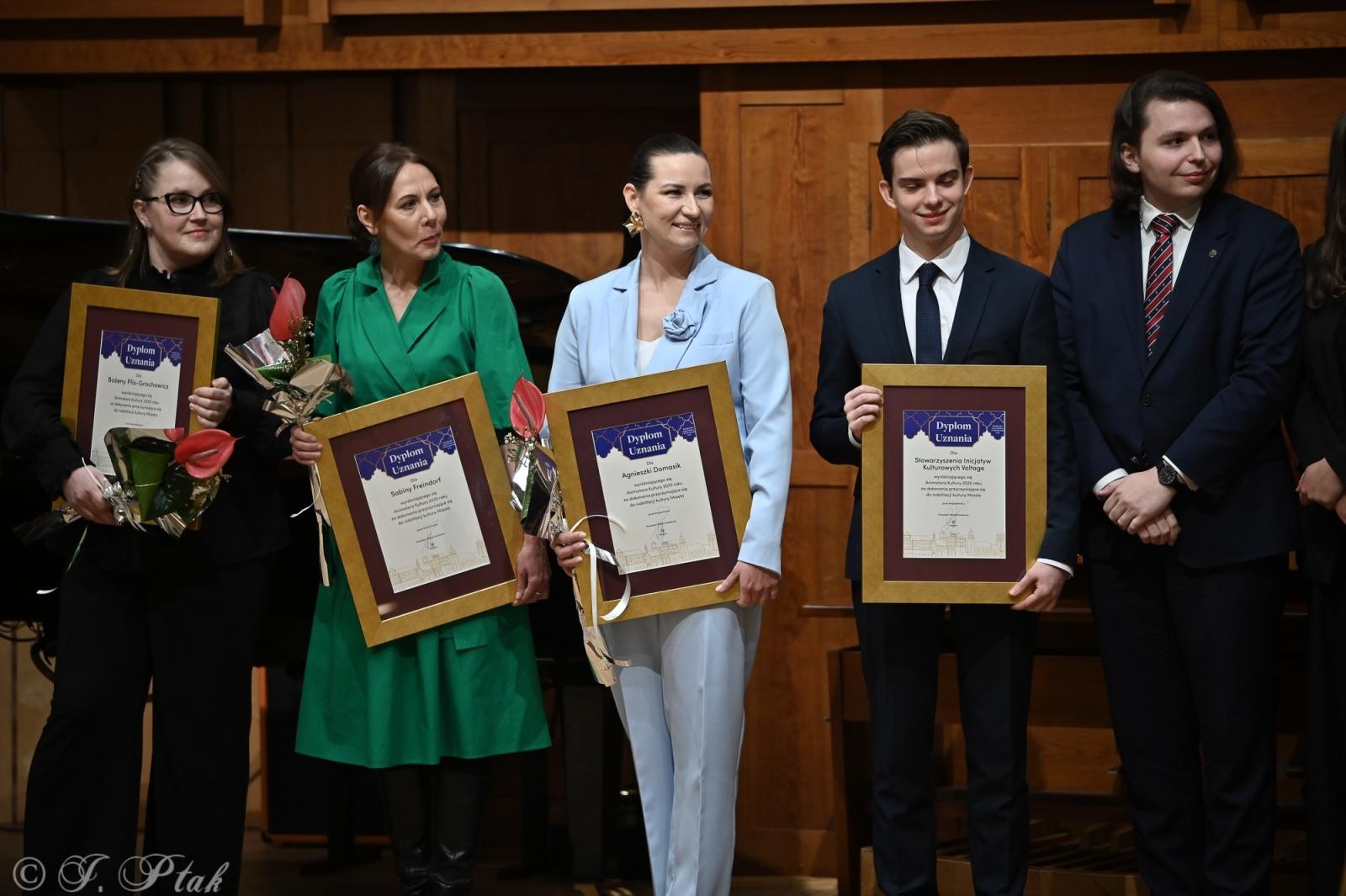 Zdjęcie w galerii na portalu naszraciborz.pl: Raciborska Gala Kultury i Wolontariatu [FOTO i WIDEO] wiadomości z regionu