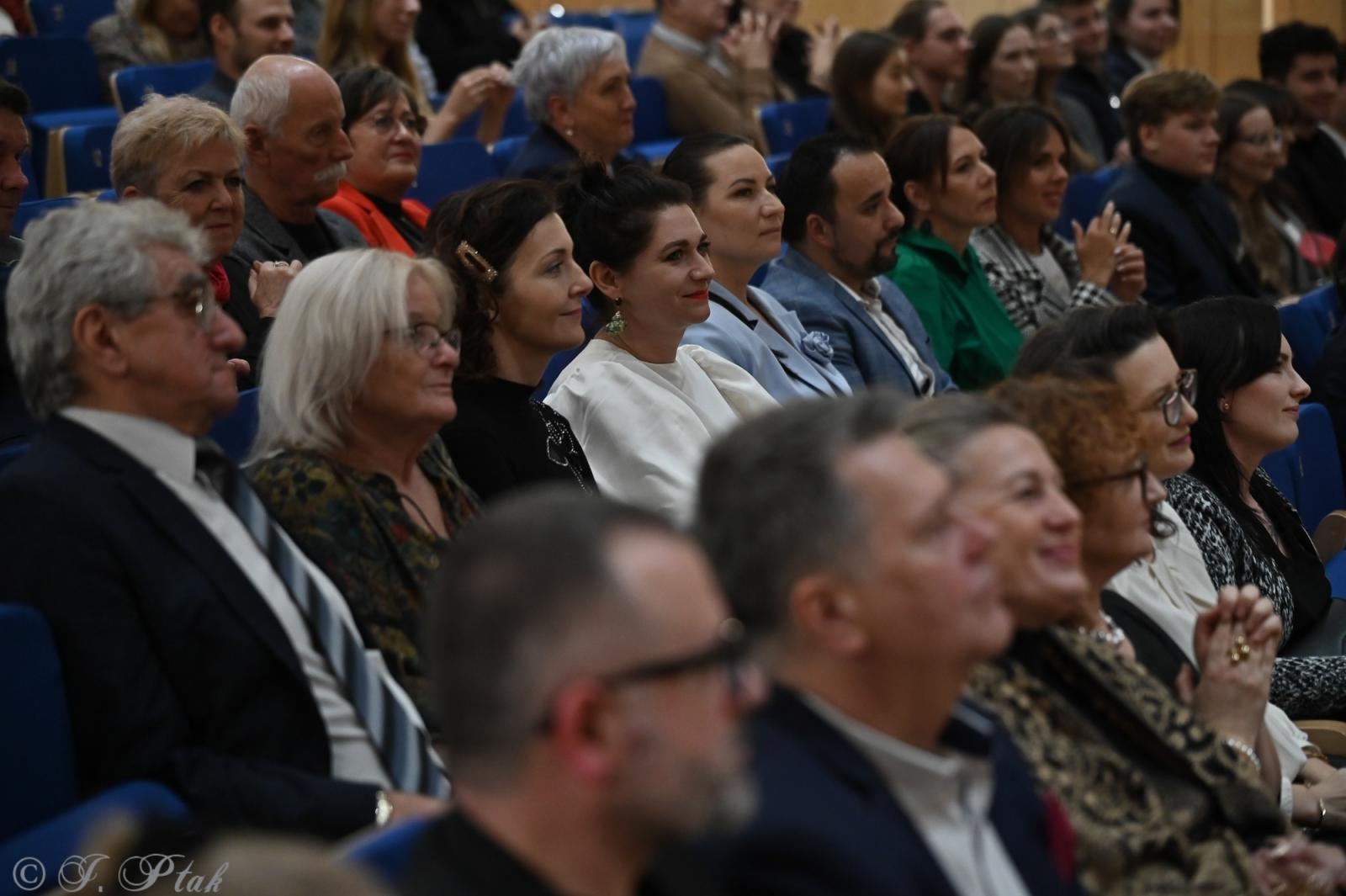 Zdjęcie w galerii na portalu naszraciborz.pl: Raciborska Gala Kultury i Wolontariatu [FOTO i WIDEO] wiadomości z regionu