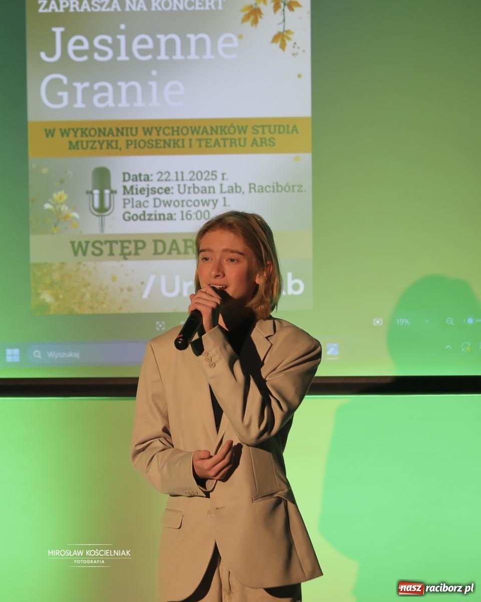 Zdjęcie w galerii na portalu naszraciborz.pl: Jesienne Granie w Urban Labie [FOTO i WIDEO] wiadomości z regionu