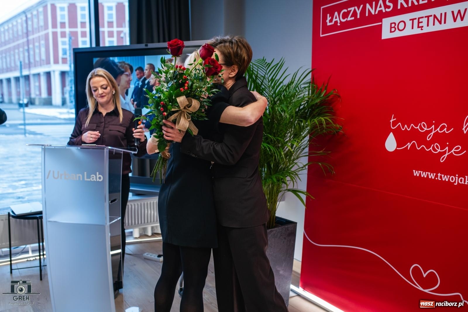 Zdjęcie w galerii na portalu naszraciborz.pl: Nieważne co masz, ważne czym się dzielisz. W Urban Lab wręczono medale zasłużonym krwiodawcom [FOTO i WIDEO] wiadomości z regionu