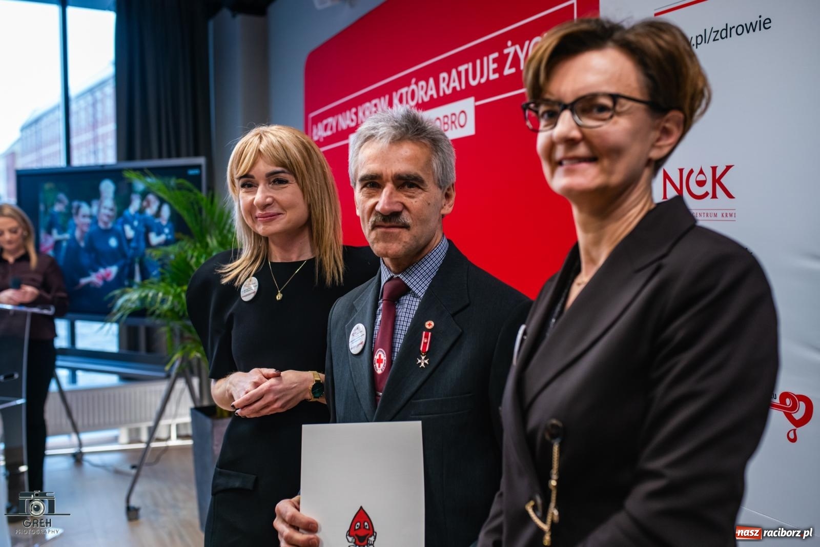 Zdjęcie w galerii na portalu naszraciborz.pl: Nieważne co masz, ważne czym się dzielisz. W Urban Lab wręczono medale zasłużonym krwiodawcom [FOTO i WIDEO] wiadomości z regionu