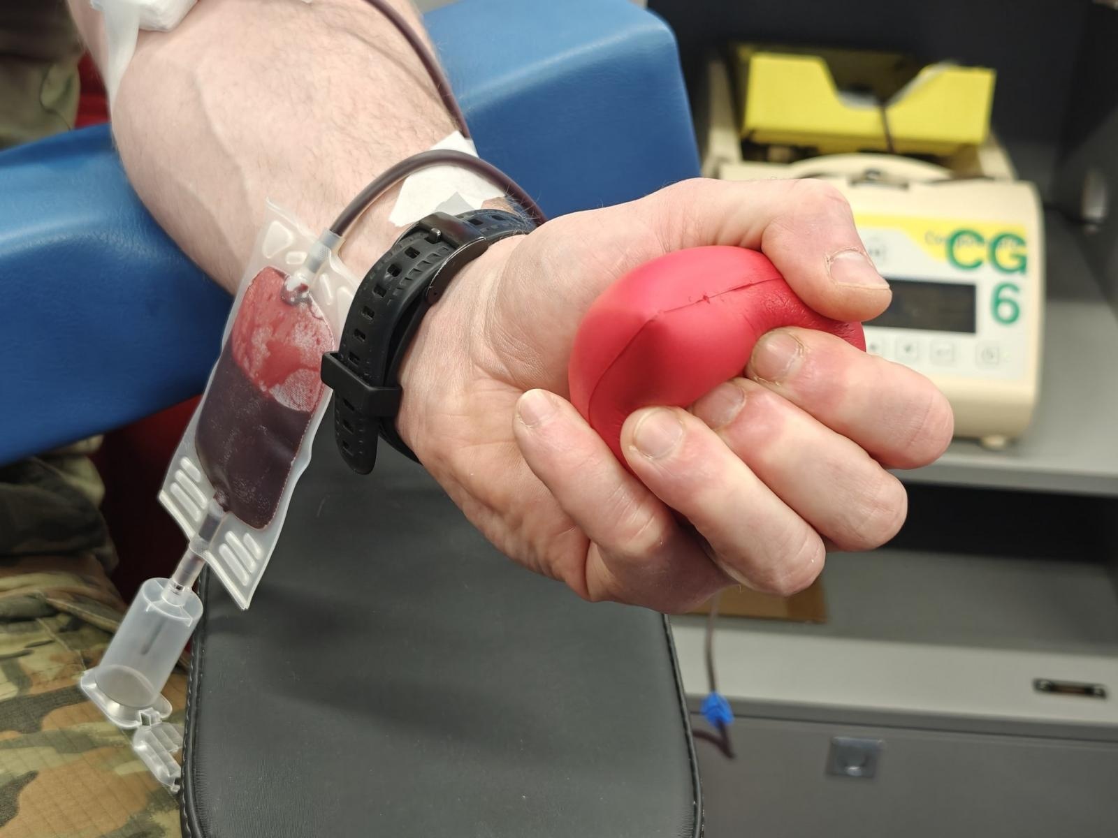 Zdjęcie w galerii na portalu naszraciborz.pl: Akcja zbiórki krwi w Śląskim Oddziale SG w Raciborzu wiadomości z regionu