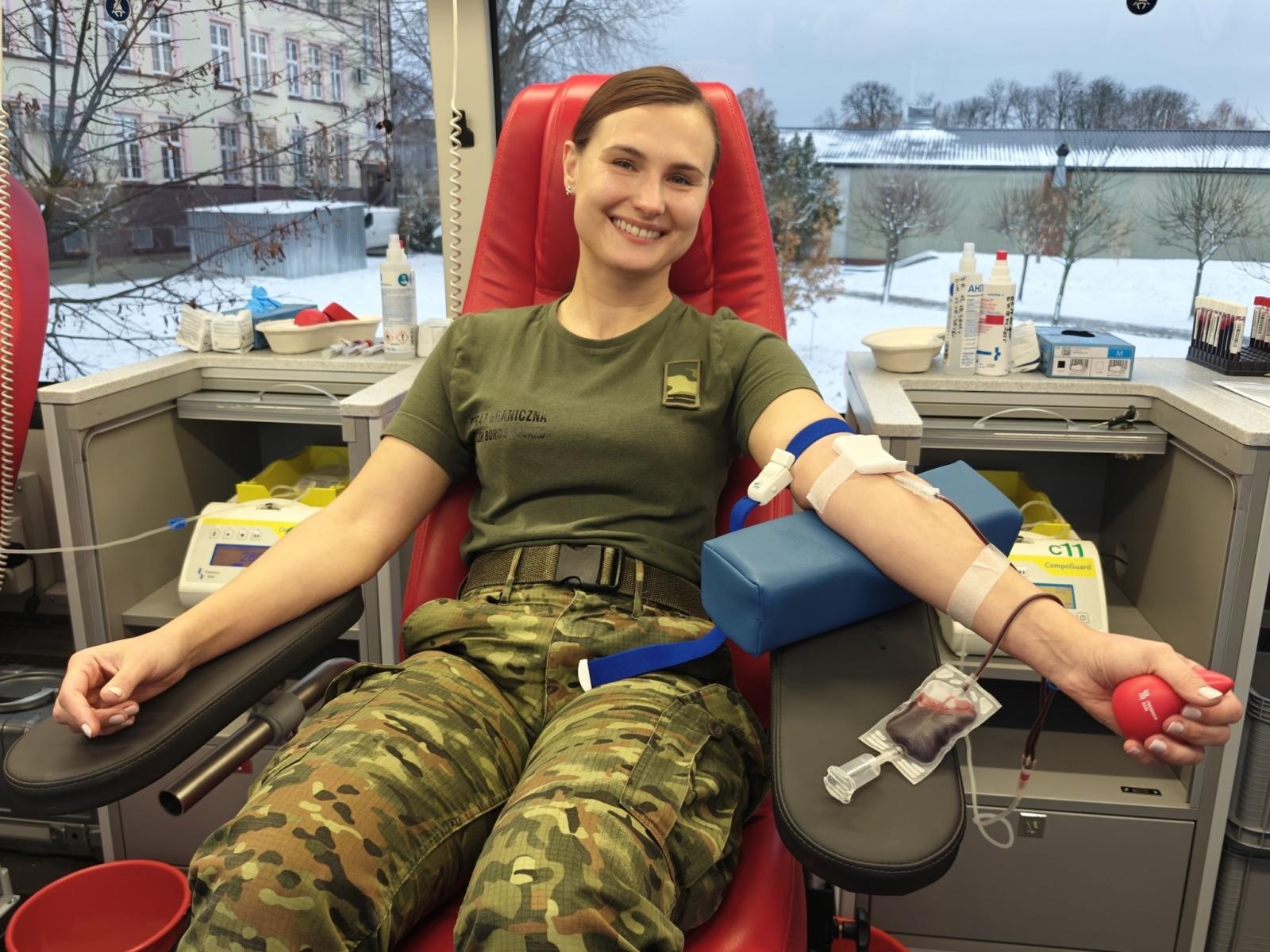 Zdjęcie w galerii na portalu naszraciborz.pl: Akcja zbiórki krwi w Śląskim Oddziale SG w Raciborzu wiadomości z regionu