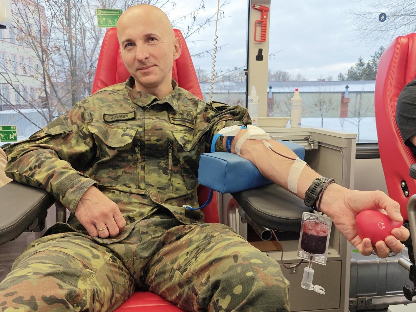 Zdjęcie w galerii na portalu naszraciborz.pl: Akcja zbiórki krwi w Śląskim Oddziale SG w Raciborzu wiadomości z regionu