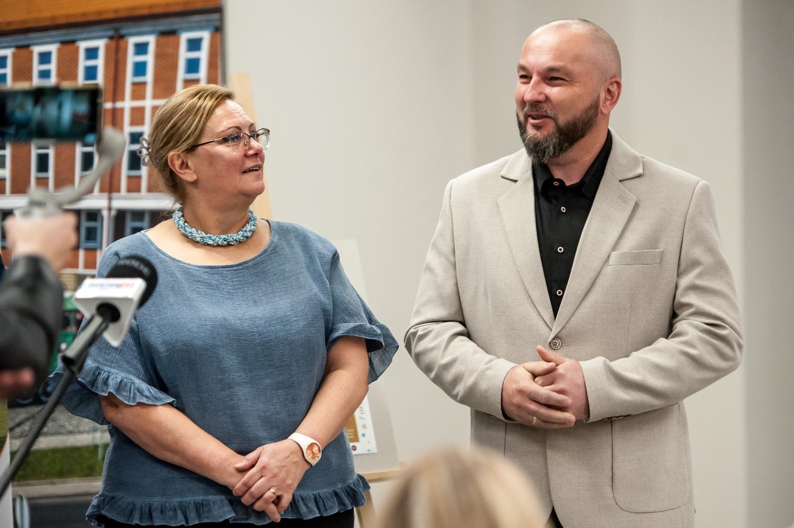 Zdjęcie w galerii na portalu naszraciborz.pl: Bajkowy Zamek 2025. Dwa grudniowe weekendy pełne atrakcji na dziedzińcu wiadomości z regionu