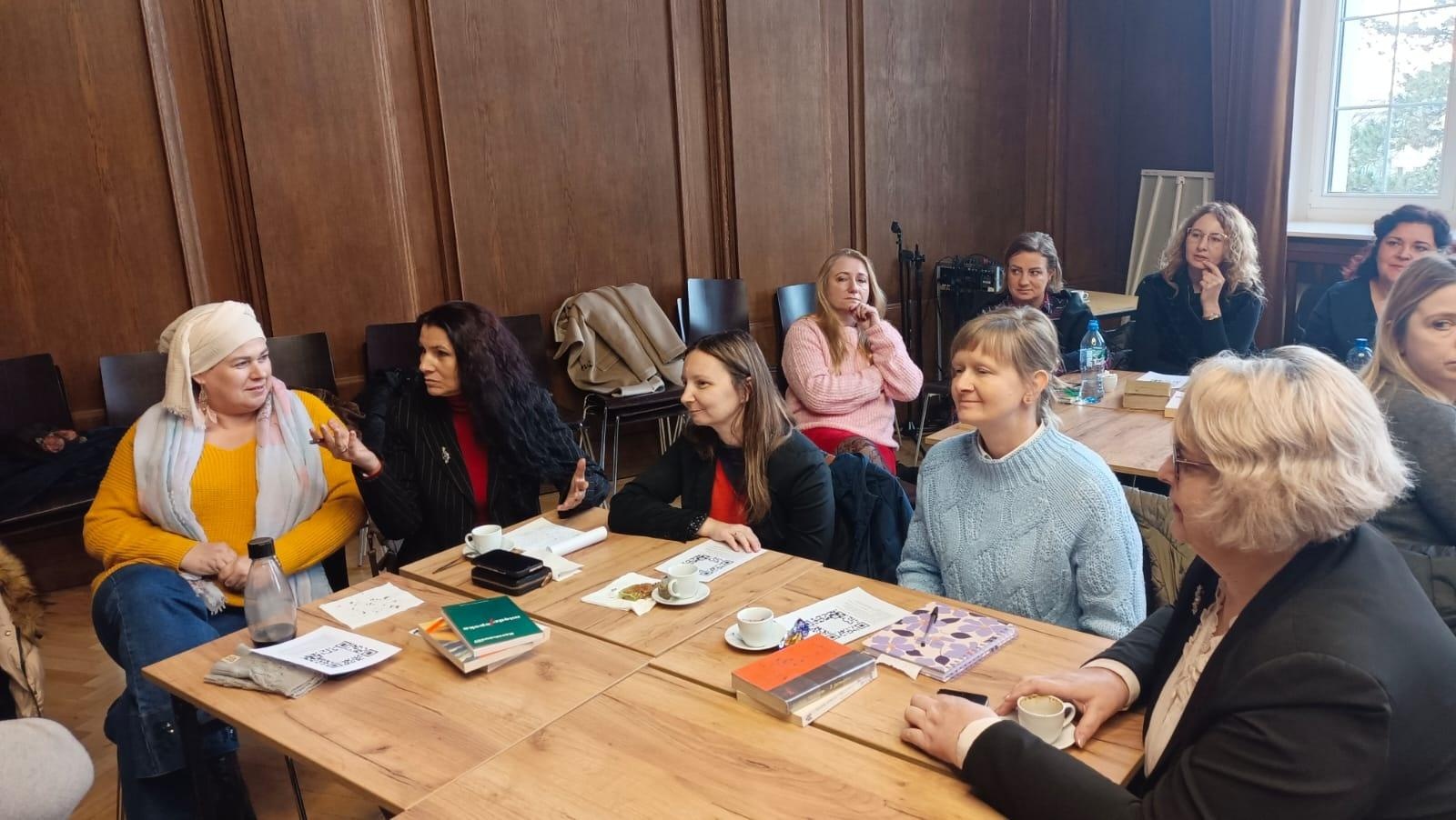 Zdjęcie w galerii na portalu naszraciborz.pl: Biblioteka sercem szkolnej kultury. Inspirująca konferencja w ZSO nr 1 w Raciborzu wiadomości z regionu