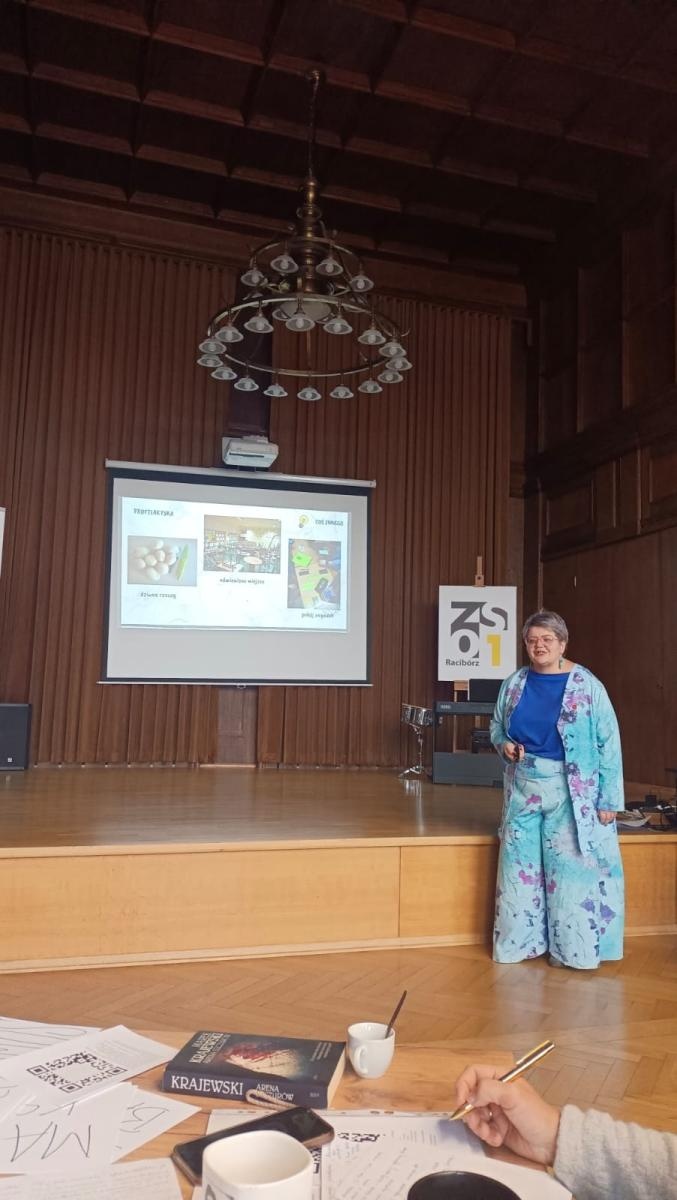 Zdjęcie w galerii na portalu naszraciborz.pl: Biblioteka sercem szkolnej kultury. Inspirująca konferencja w ZSO nr 1 w Raciborzu wiadomości z regionu