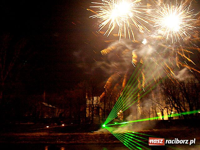 Zdjęcie w galerii na portalu naszraciborz.pl: Nowy rok nad bulwarami wiadomości z regionu