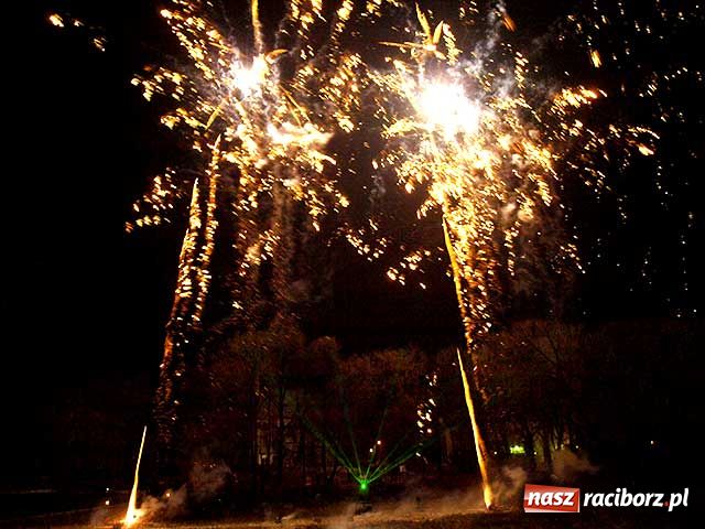 Zdjęcie w galerii na portalu naszraciborz.pl: Nowy rok nad bulwarami wiadomości z regionu