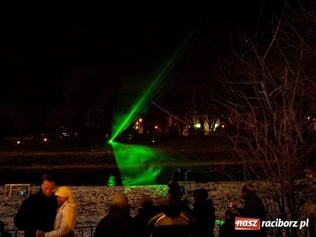 Zdjęcie w galerii na portalu naszraciborz.pl: Nowy rok nad bulwarami wiadomości z regionu
