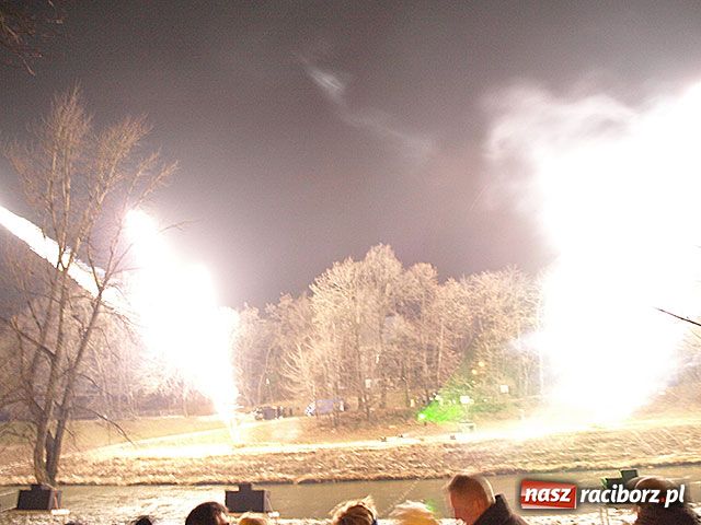 Zdjęcie w galerii na portalu naszraciborz.pl: Nowy rok nad bulwarami wiadomości z regionu