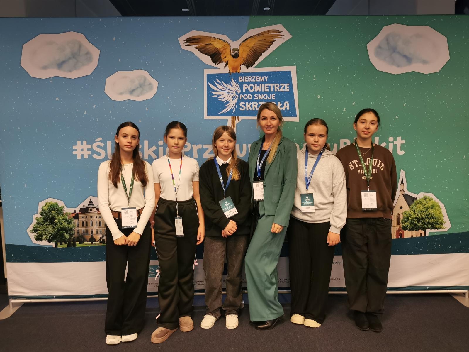 Zdjęcie w galerii na portalu naszraciborz.pl: ECO TEAM z Tworkowa na szczycie województwa śląskiego – sukces w konkursie klimatycznym i rozwój pracowni przyrodniczej wiadomości z regionu