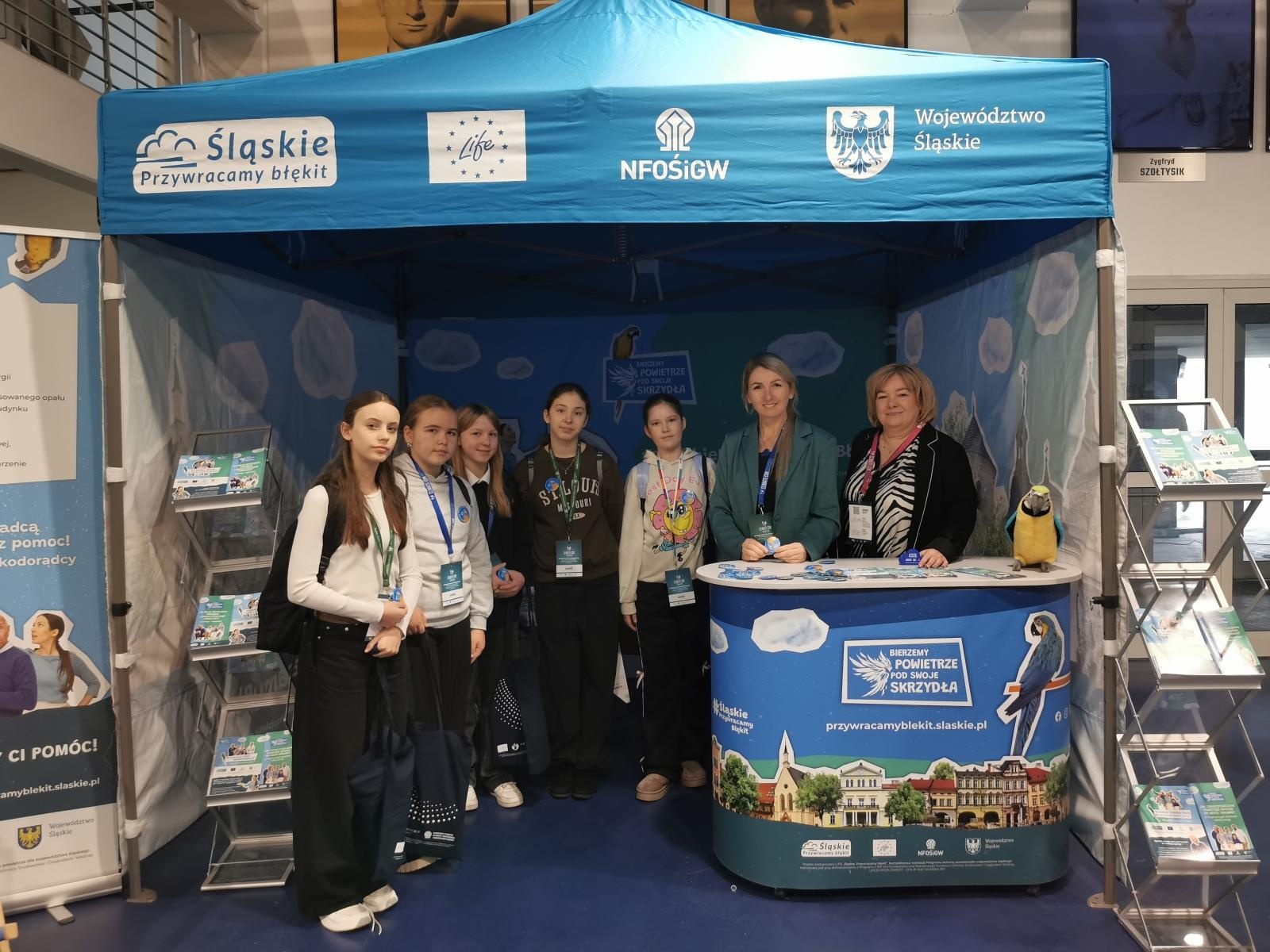 Zdjęcie w galerii na portalu naszraciborz.pl: ECO TEAM z Tworkowa na szczycie województwa śląskiego – sukces w konkursie klimatycznym i rozwój pracowni przyrodniczej wiadomości z regionu