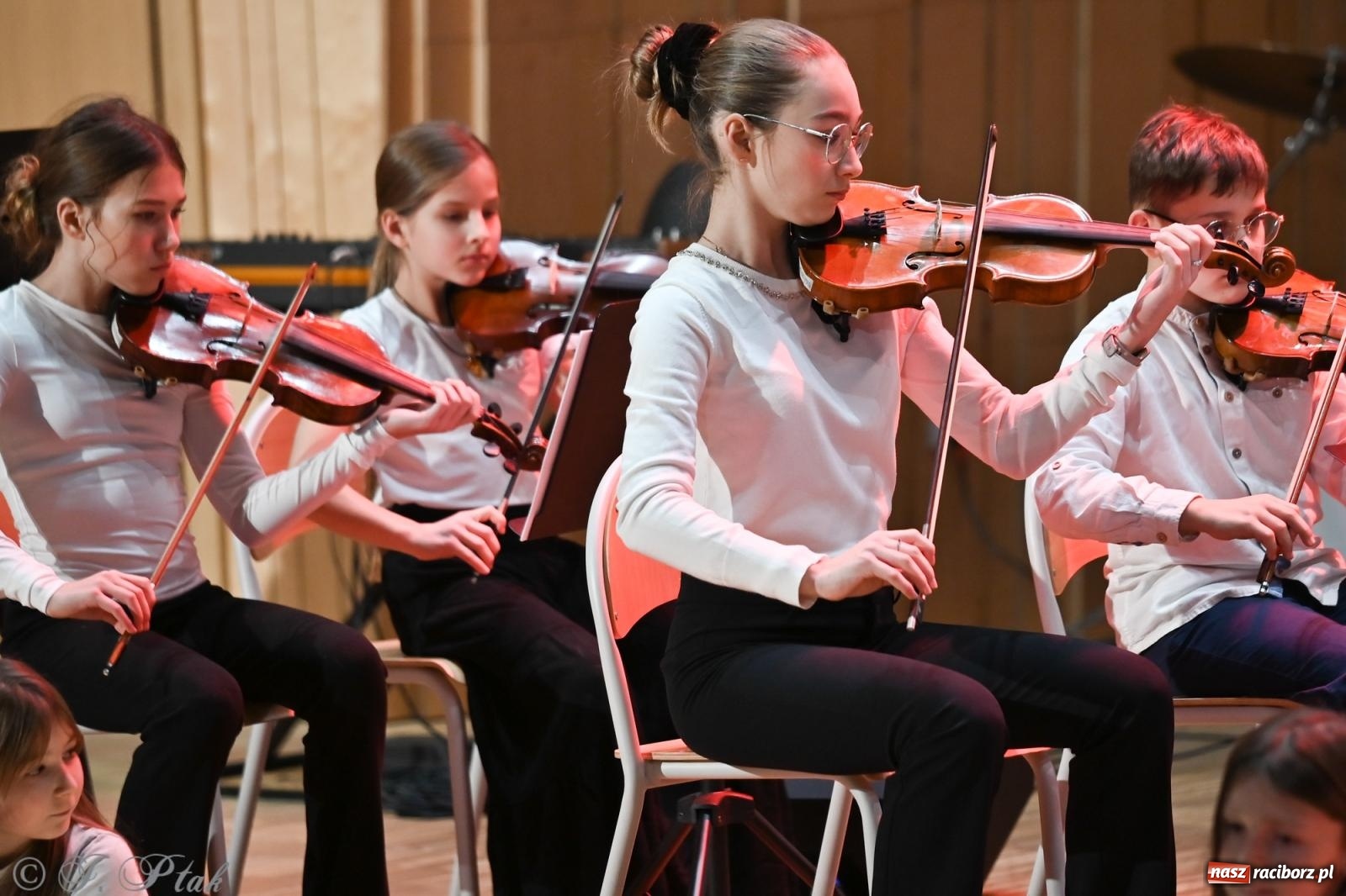 Zdjęcie w galerii na portalu naszraciborz.pl: Koncert charytatywny dla Stasia w Państwowej Szkole Muzycznej już za nami wiadomości z regionu