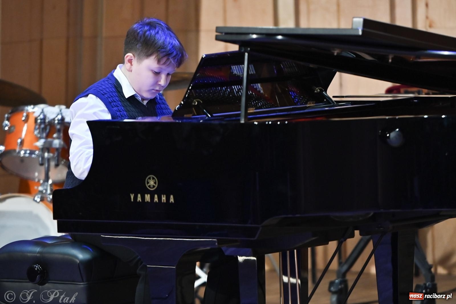 Zdjęcie w galerii na portalu naszraciborz.pl: Koncert charytatywny dla Stasia w Państwowej Szkole Muzycznej już za nami wiadomości z regionu