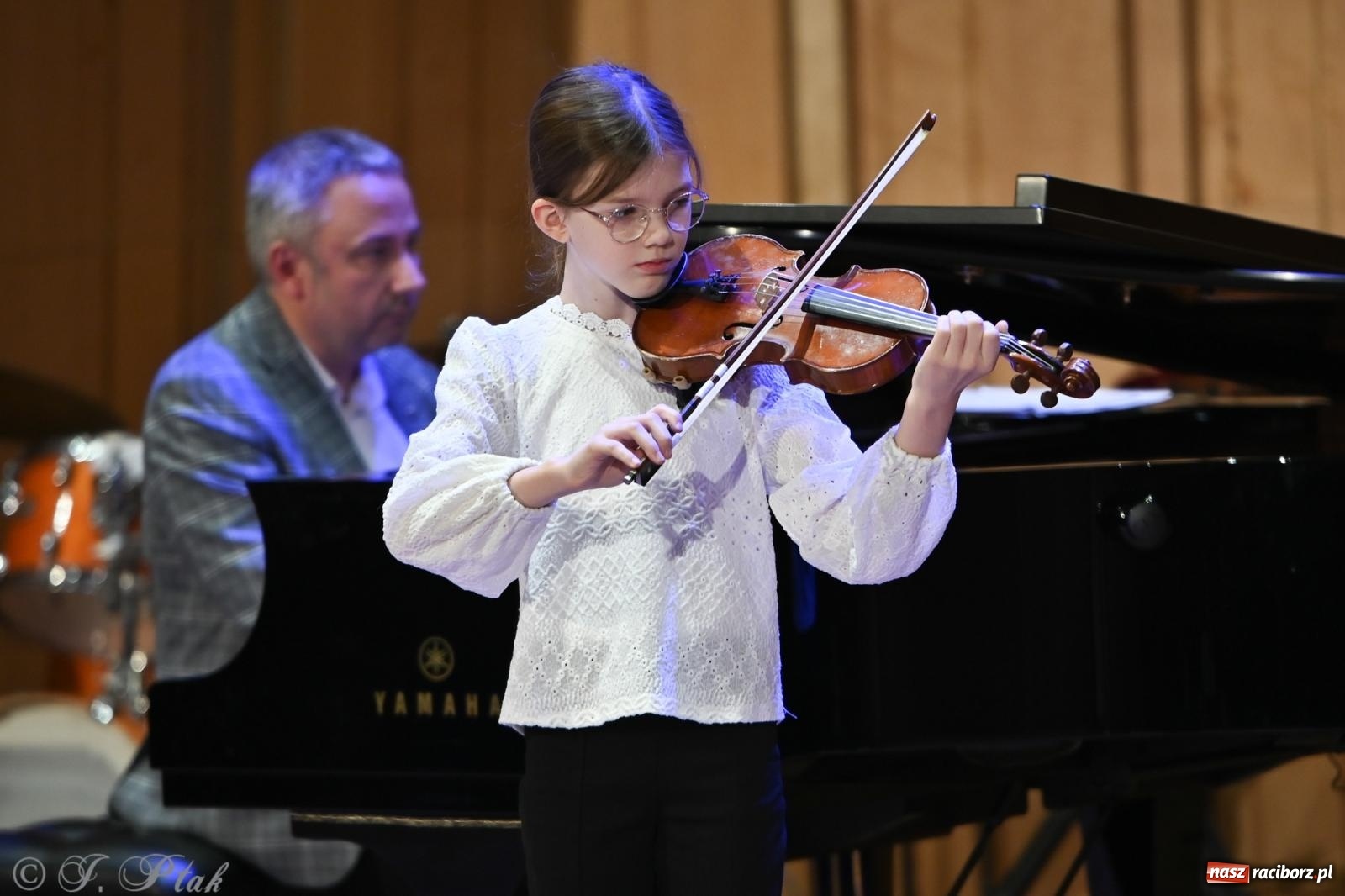 Zdjęcie w galerii na portalu naszraciborz.pl: Koncert charytatywny dla Stasia w Państwowej Szkole Muzycznej już za nami wiadomości z regionu