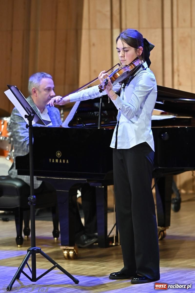 Zdjęcie w galerii na portalu naszraciborz.pl: Koncert charytatywny dla Stasia w Państwowej Szkole Muzycznej już za nami wiadomości z regionu