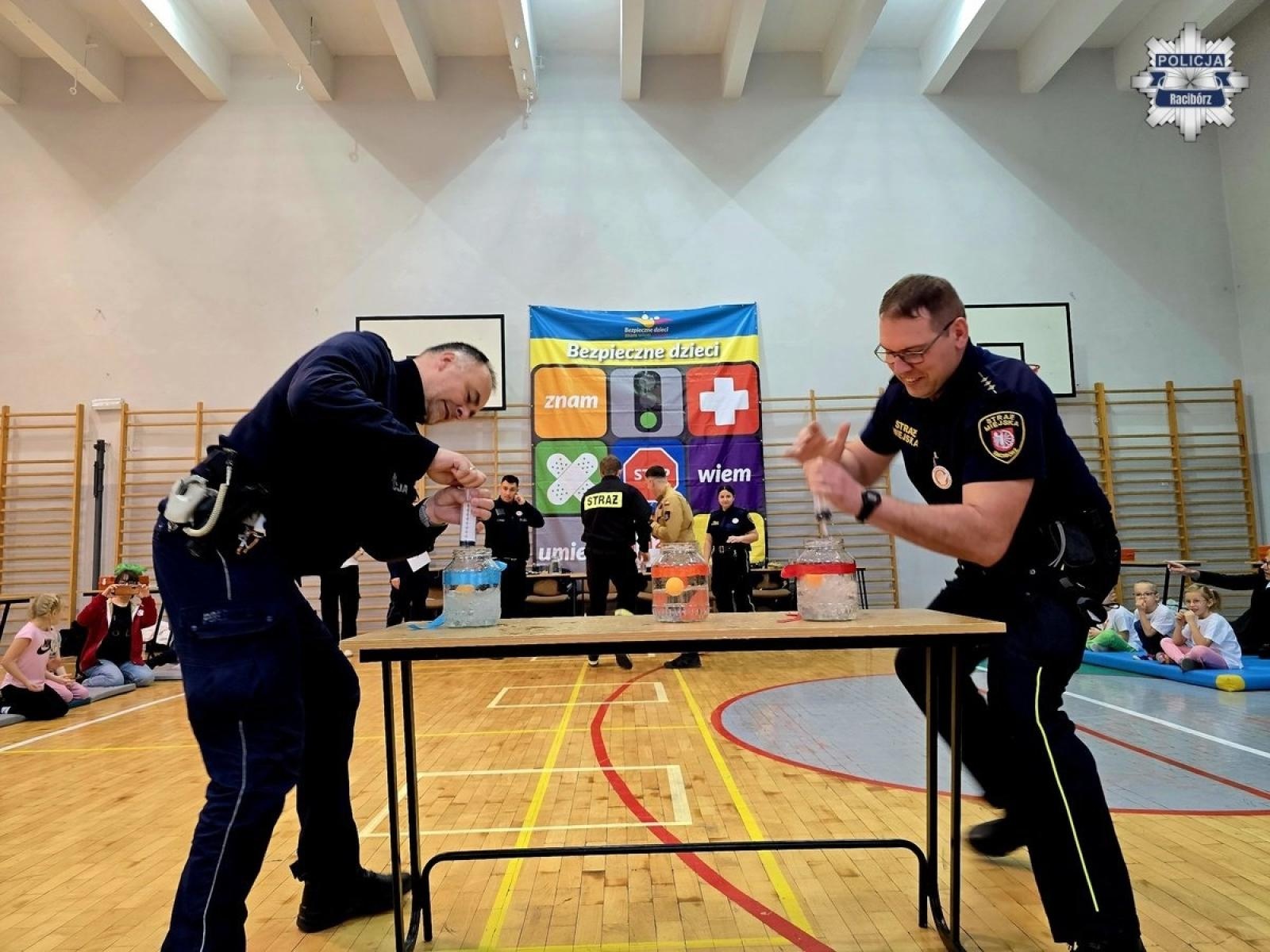 Zdjęcie w galerii na portalu naszraciborz.pl: Znam, wiem, umiem. Konkurs Bezpieczny przedszkolak w PCS wiadomości z regionu