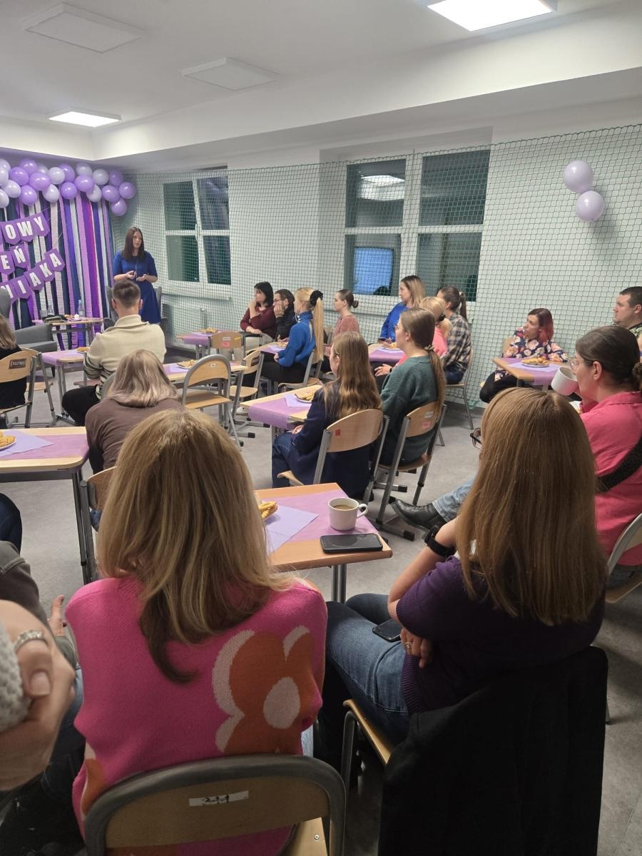 Zdjęcie w galerii na portalu naszraciborz.pl: Małe rączki, wielkie serca… czyli Światowy Dzień Wcześniaka w Słonecznej Krainie w Raciborzu wiadomości z regionu