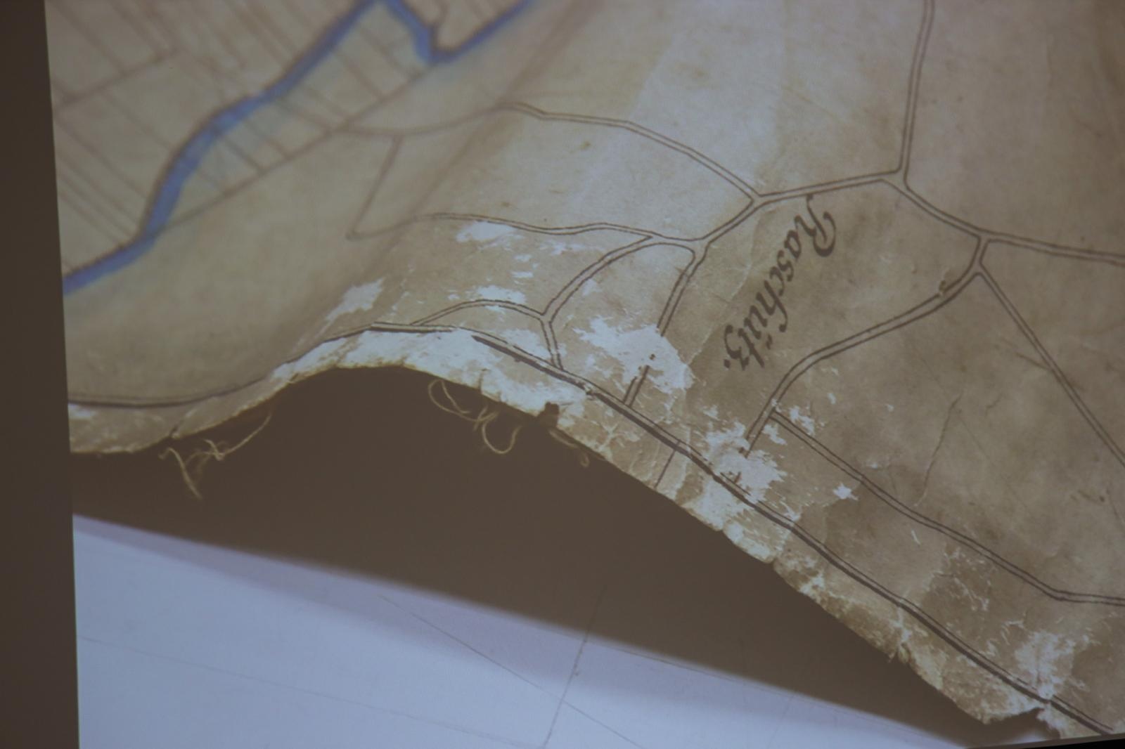 Zdjęcie w galerii na portalu naszraciborz.pl: Spotkanie z zabytkami: papierowe skarby pod opieką konserwatora wiadomości z regionu