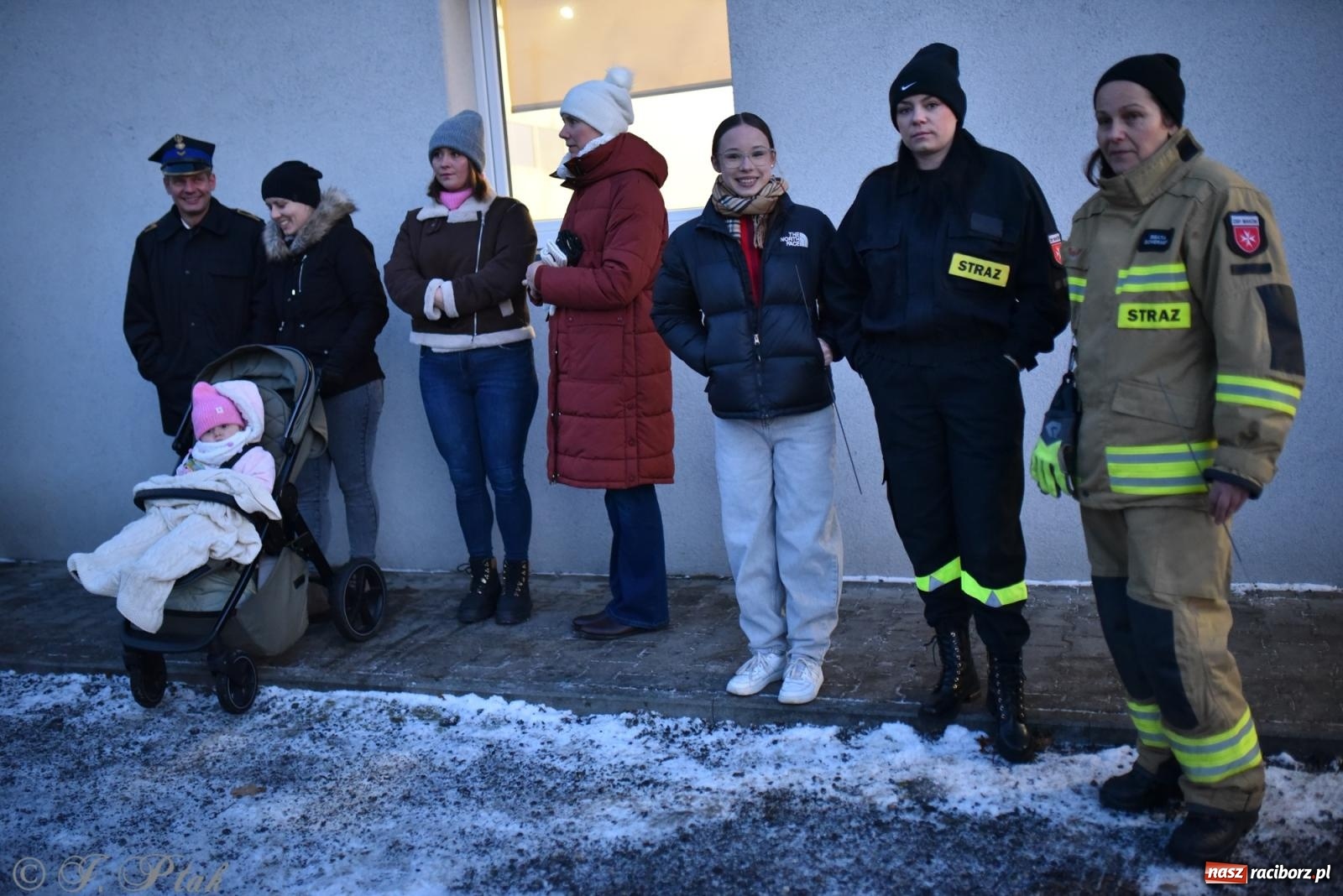 Zdjęcie w galerii na portalu naszraciborz.pl: Powitanie nowego średniego wozu bojowego OSP Maków wiadomości z regionu