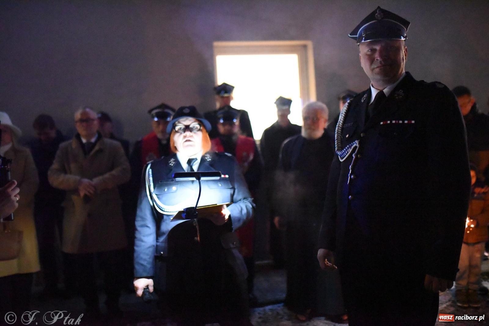 Zdjęcie w galerii na portalu naszraciborz.pl: Powitanie nowego średniego wozu bojowego OSP Maków wiadomości z regionu