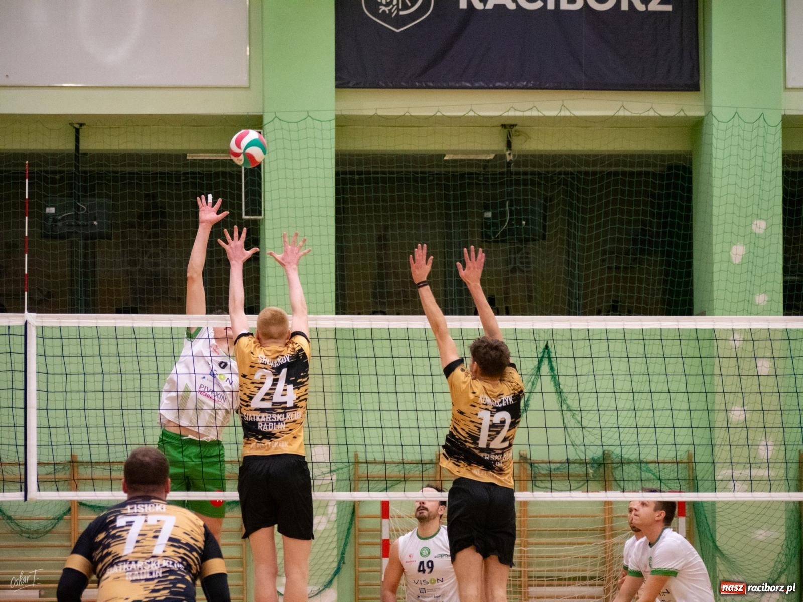 Zdjęcie w galerii na portalu naszraciborz.pl: Siatkówka. Górnik Radlin ponownie lepszy [FOTO] wiadomości z regionu