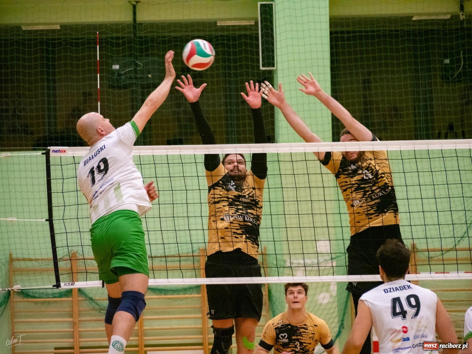 Zdjęcie w galerii na portalu naszraciborz.pl: Siatkówka. Górnik Radlin ponownie lepszy [FOTO] wiadomości z regionu
