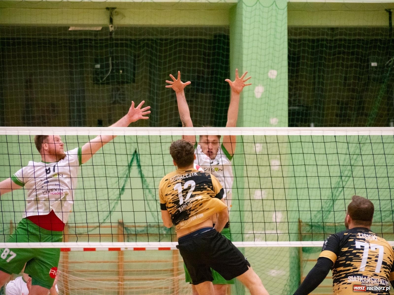 Zdjęcie w galerii na portalu naszraciborz.pl: Siatkówka. Górnik Radlin ponownie lepszy [FOTO] wiadomości z regionu