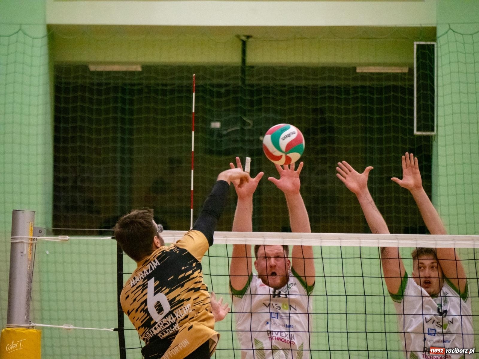 Zdjęcie w galerii na portalu naszraciborz.pl: Siatkówka. Górnik Radlin ponownie lepszy [FOTO] wiadomości z regionu