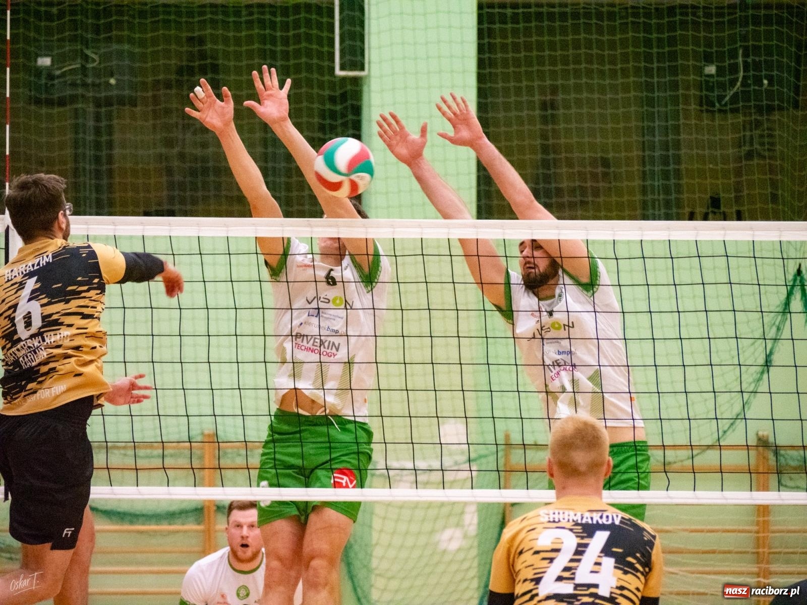 Zdjęcie w galerii na portalu naszraciborz.pl: Siatkówka. Górnik Radlin ponownie lepszy [FOTO] wiadomości z regionu