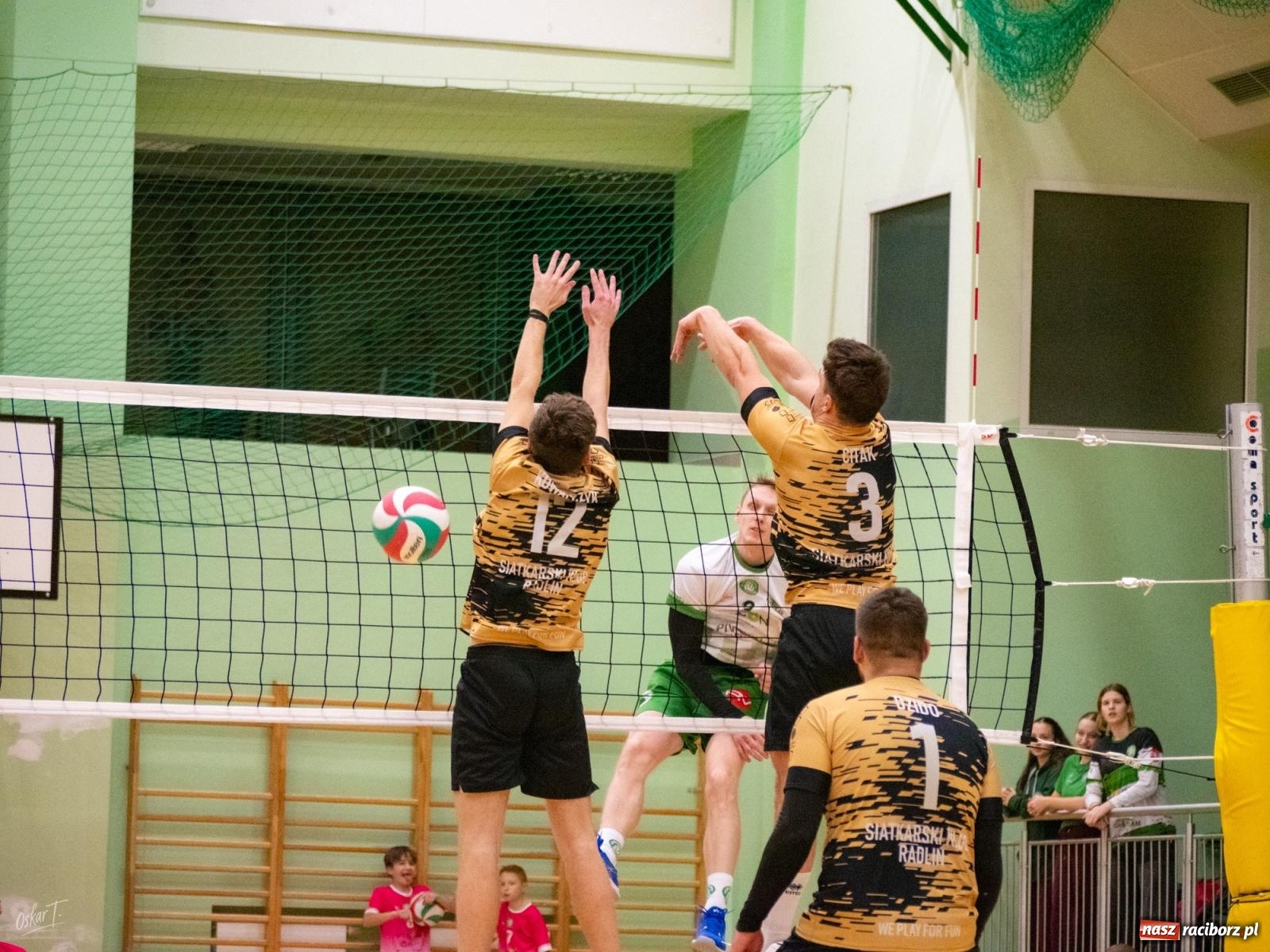 Zdjęcie w galerii na portalu naszraciborz.pl: Siatkówka. Górnik Radlin ponownie lepszy [FOTO] wiadomości z regionu