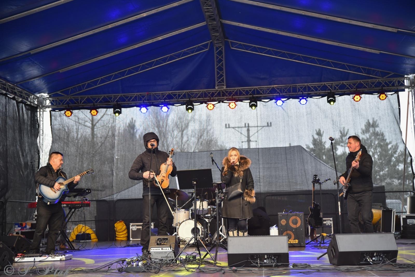 Zdjęcie w galerii na portalu naszraciborz.pl: Kiermasz Bożonarodzeniowy w Pietrowicach Wielkich [FOTO i WIDEO] wiadomości z regionu