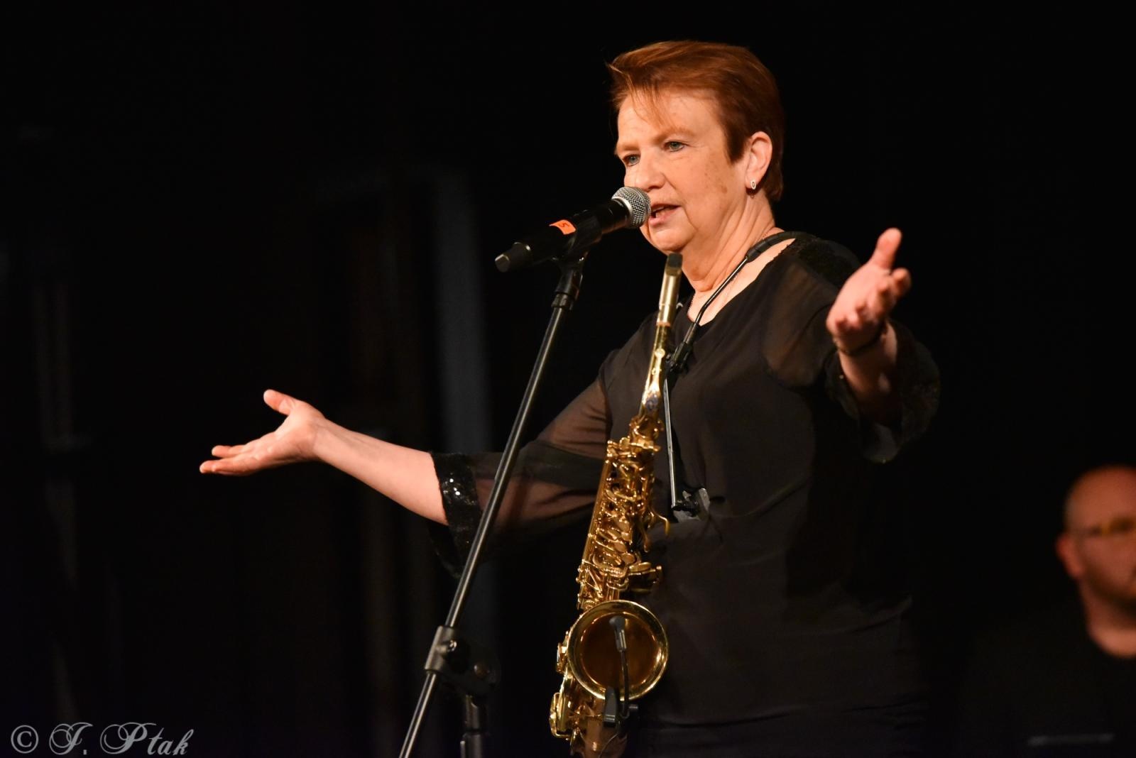 Zdjęcie w galerii na portalu naszraciborz.pl: Gorczyca i Przyjaciele: Patsy Gamble w  Raciborzu wiadomości z regionu