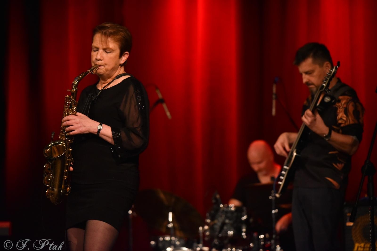 Zdjęcie w galerii na portalu naszraciborz.pl: Gorczyca i Przyjaciele: Patsy Gamble w  Raciborzu wiadomości z regionu