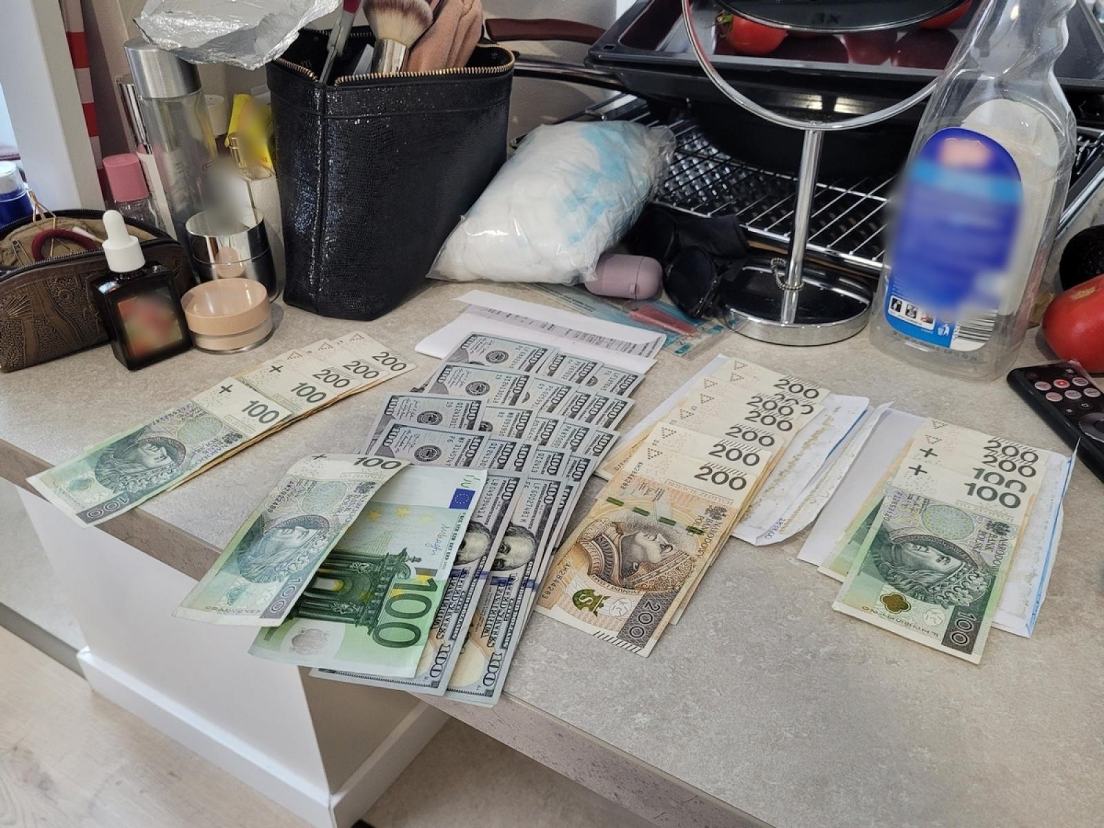 Zdjęcie w galerii na portalu naszraciborz.pl: Ukraińsko-polska grupa przestępcza została rozbita przez śląską SG z Raciborza wiadomości z regionu