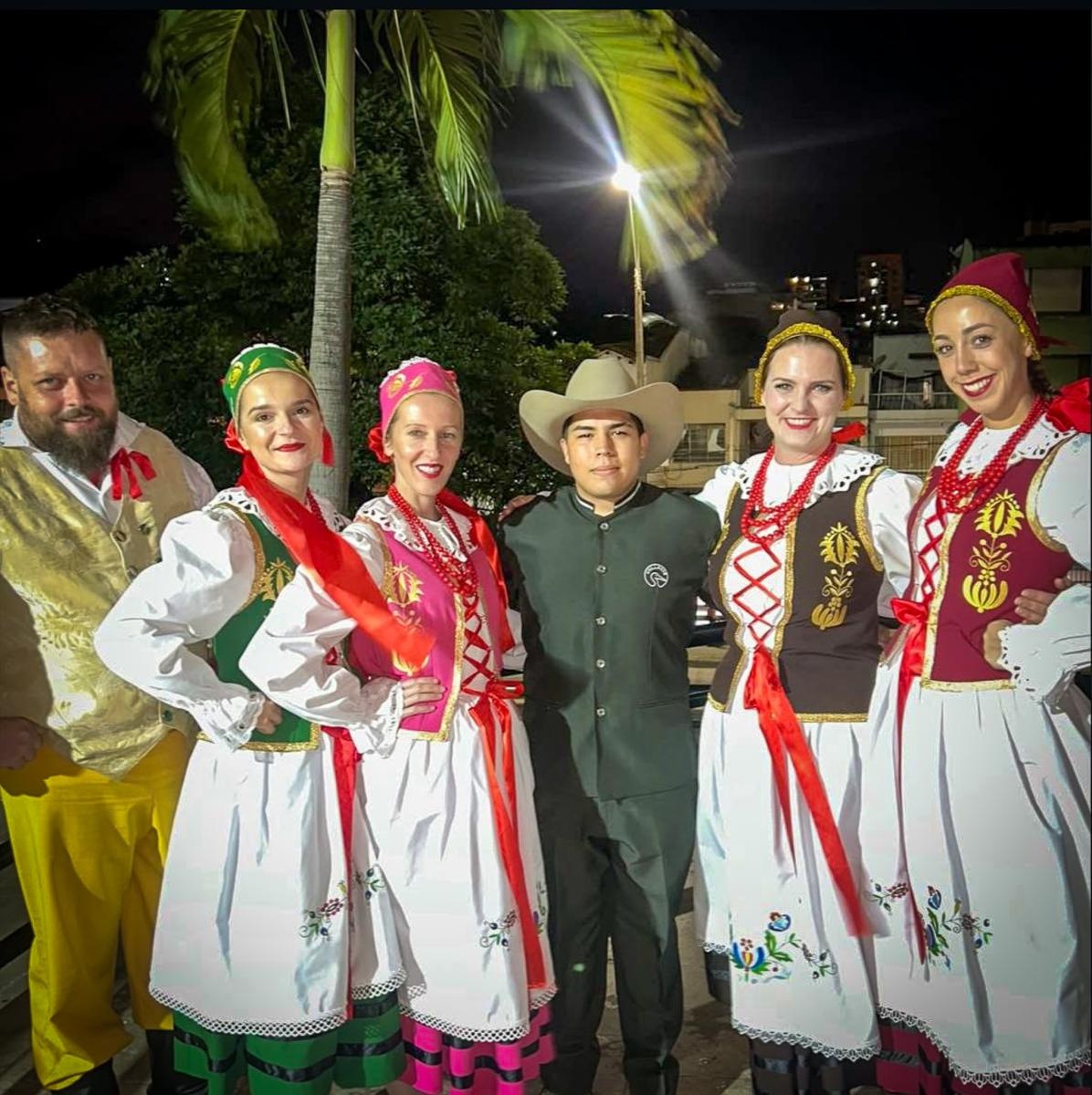 Zdjęcie w galerii na portalu naszraciborz.pl: Raciborzanie w Cali – światowej stolicy salsy [FOTO i WIDEO] wiadomości z regionu