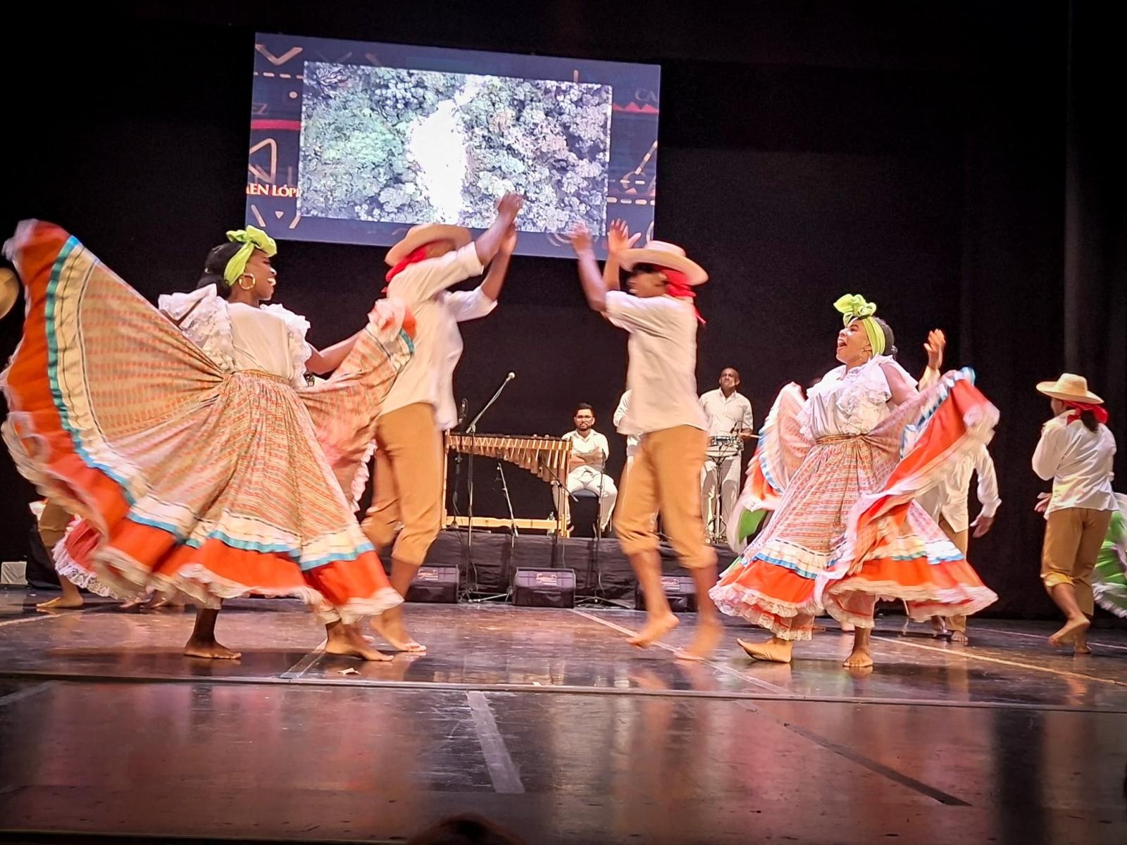 Zdjęcie w galerii na portalu naszraciborz.pl: Raciborzanie w Cali – światowej stolicy salsy [FOTO i WIDEO] wiadomości z regionu