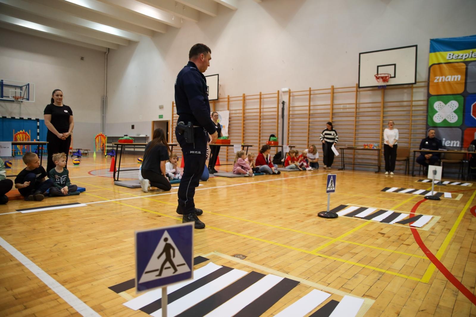 Zdjęcie w galerii na portalu naszraciborz.pl: III edycja konkursu Bezpieczne dzieci – znam, wiem, umiem w Raciborzu wiadomości z regionu