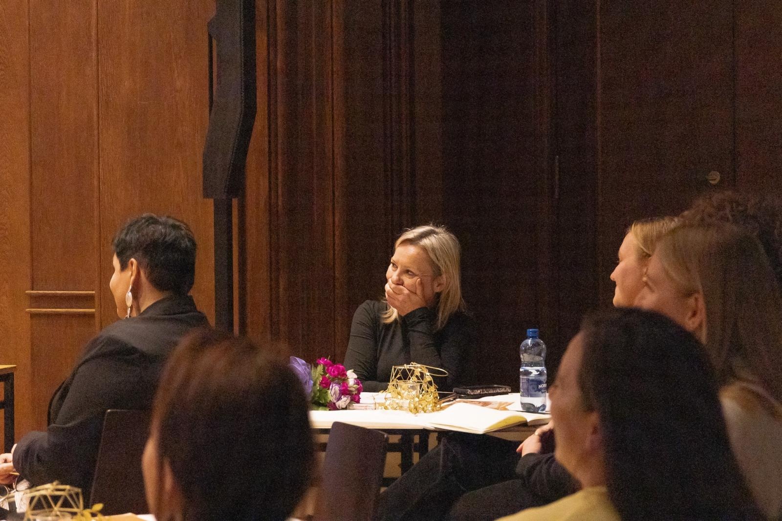 Zdjęcie w galerii na portalu naszraciborz.pl: Poetyckie spotkanie pokoleń w ZSO nr 1 w Raciborzu wiadomości z regionu