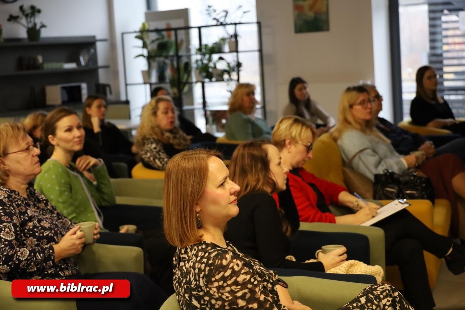Zdjęcie w galerii na portalu naszraciborz.pl: Czy młodzież w Czechach czyta? Polsko-czeskie spotkanie bibliotekarzy na Stacji Młodych wiadomości z regionu