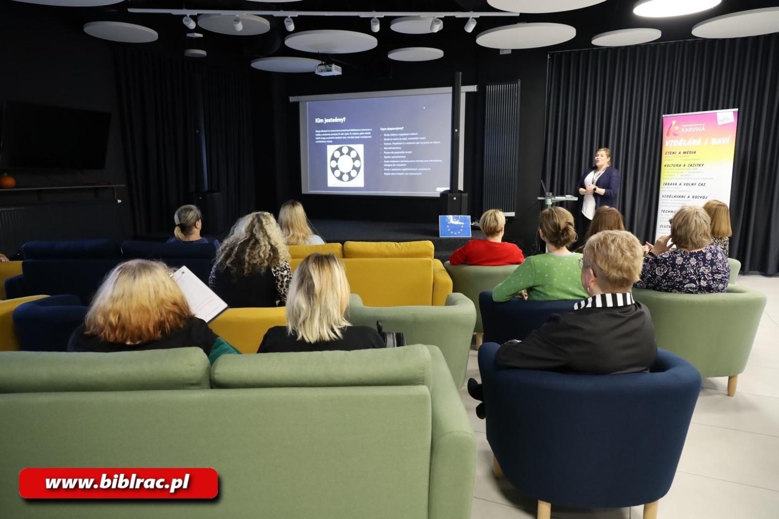 Zdjęcie w galerii na portalu naszraciborz.pl: Czy młodzież w Czechach czyta? Polsko-czeskie spotkanie bibliotekarzy na Stacji Młodych wiadomości z regionu