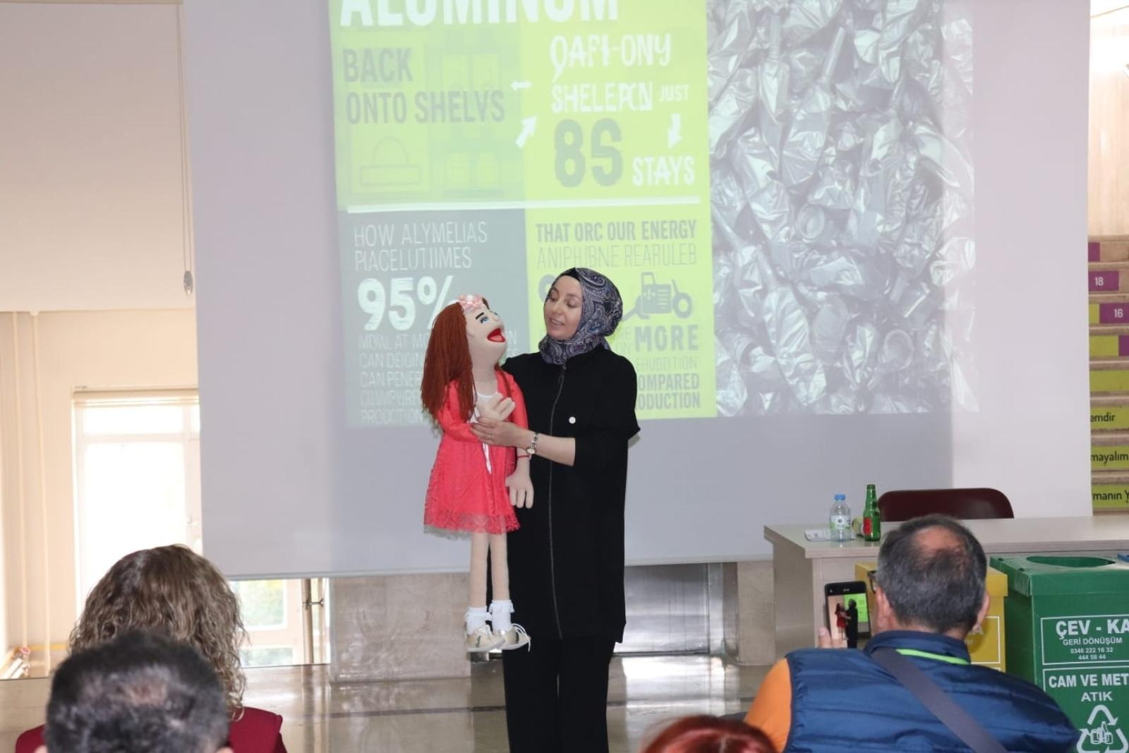 Zdjęcie w galerii na portalu naszraciborz.pl: Spotkanie Erasmus+ w Sivas: Nowoczesne narzędzia cyfrowe w edukacji ekologicznej wiadomości z regionu