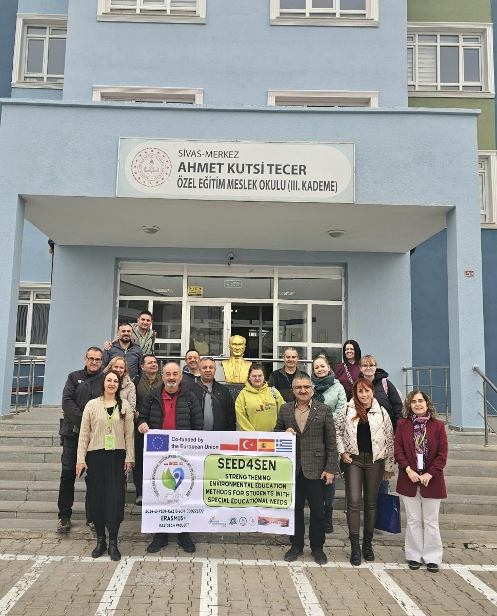 Zdjęcie w galerii na portalu naszraciborz.pl: Spotkanie Erasmus+ w Sivas: Nowoczesne narzędzia cyfrowe w edukacji ekologicznej wiadomości z regionu