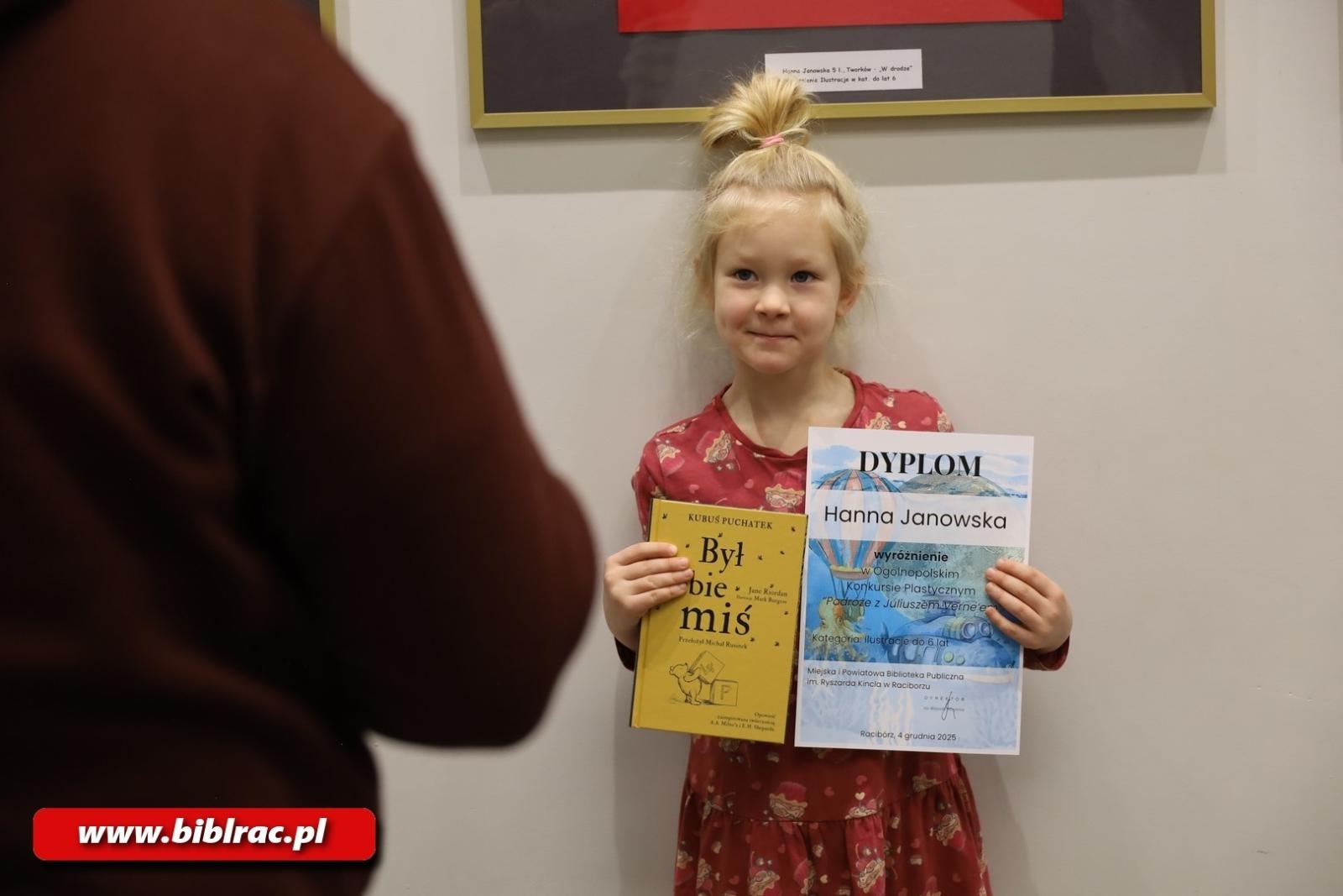 Zdjęcie w galerii na portalu naszraciborz.pl: Ogólnopolski konkurs plastyczny Podróże z Juliuszem Verne'em rozstrzygnięty wiadomości z regionu