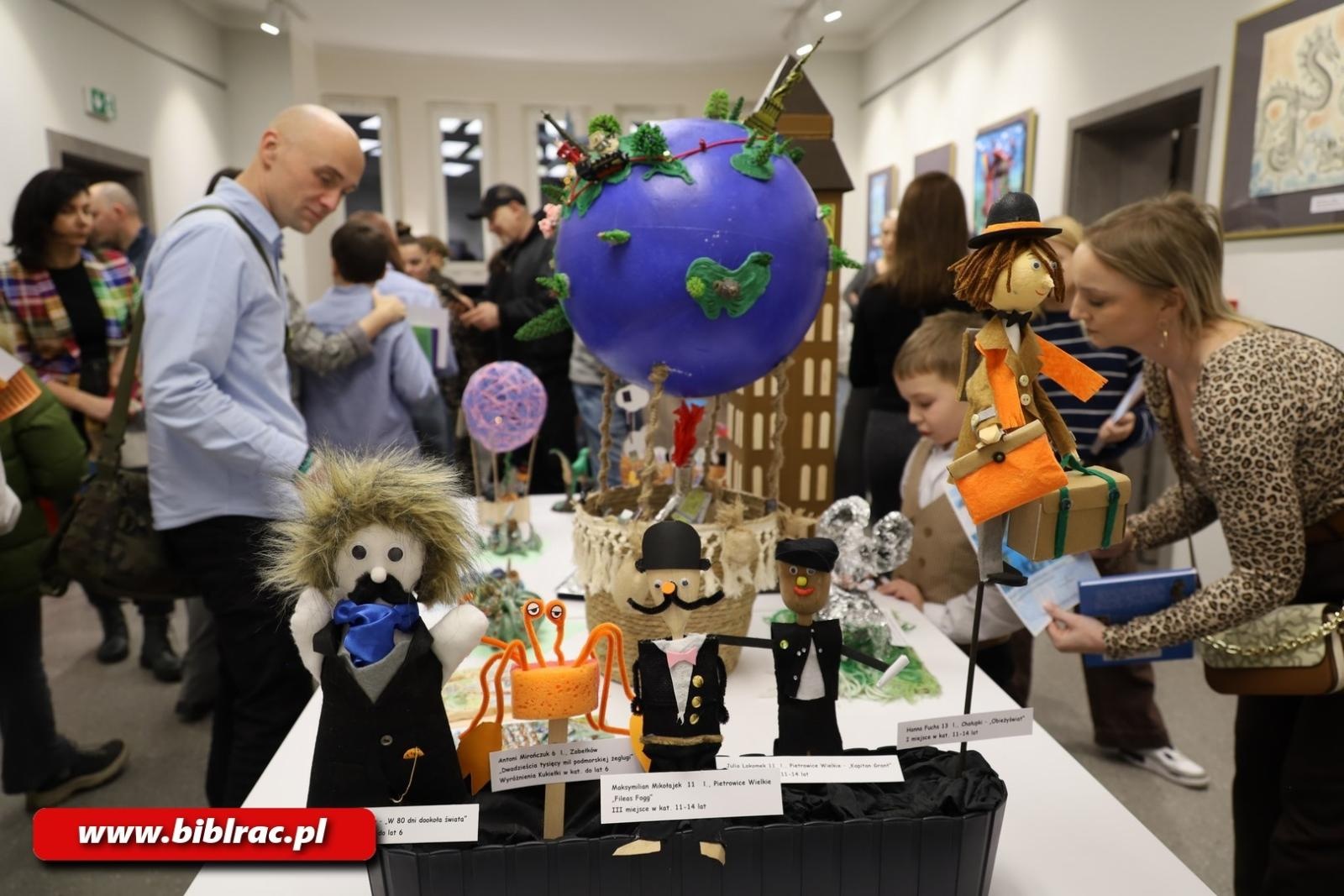 Zdjęcie w galerii na portalu naszraciborz.pl: Ogólnopolski konkurs plastyczny Podróże z Juliuszem Verne'em rozstrzygnięty wiadomości z regionu