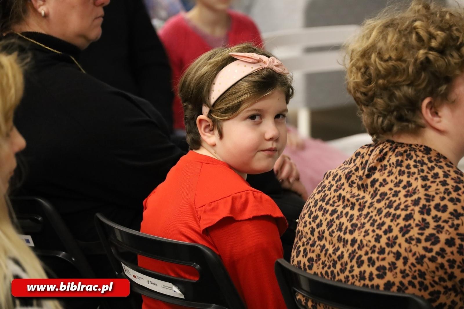 Zdjęcie w galerii na portalu naszraciborz.pl: Ogólnopolski konkurs plastyczny Podróże z Juliuszem Verne'em rozstrzygnięty wiadomości z regionu