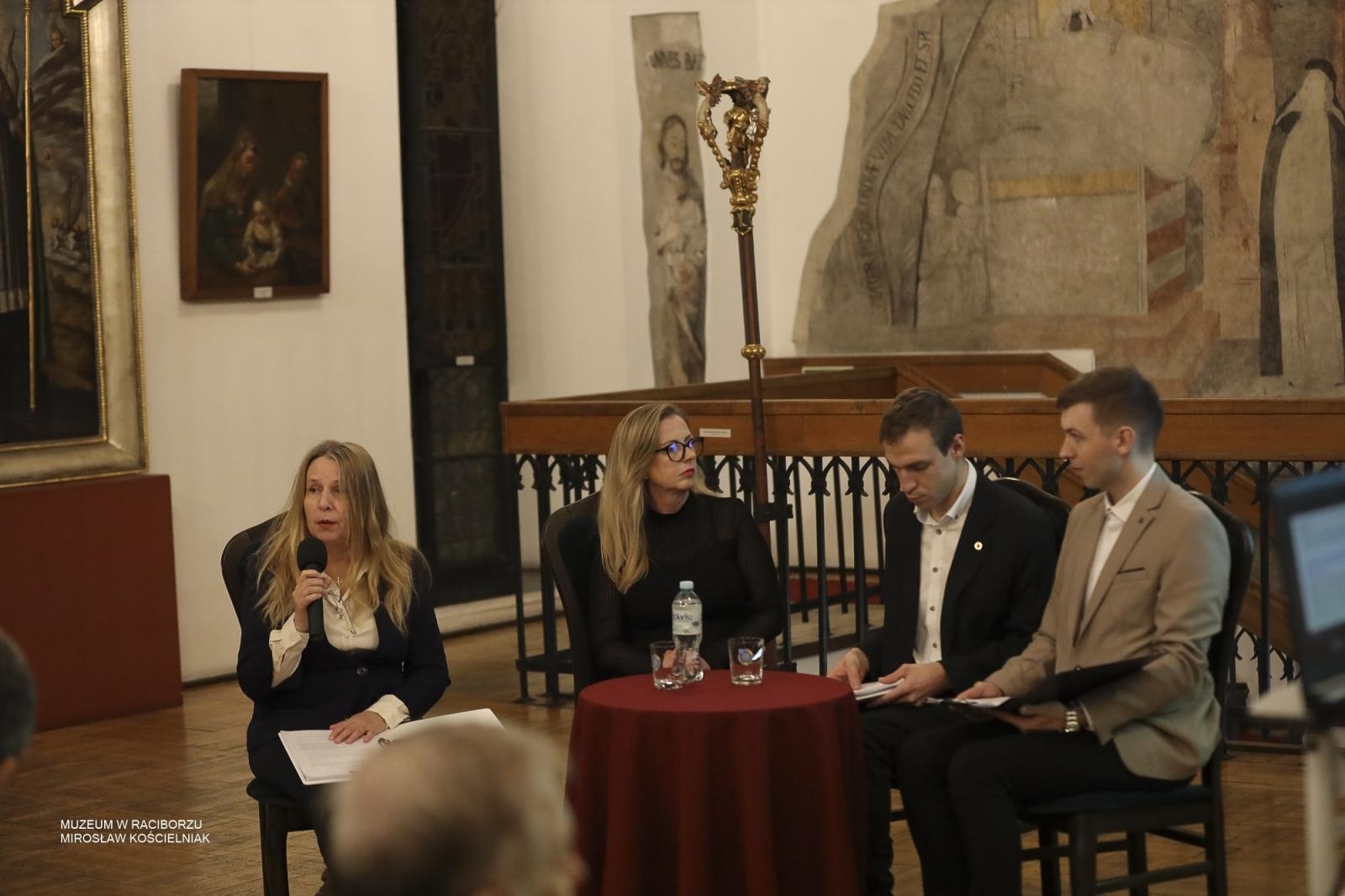 Zdjęcie w galerii na portalu naszraciborz.pl: Spotkanie o wojnach napoleońskich w Raciborzu. Historyczna opowieść o wydarzeniach na Śląsku wiadomości z regionu